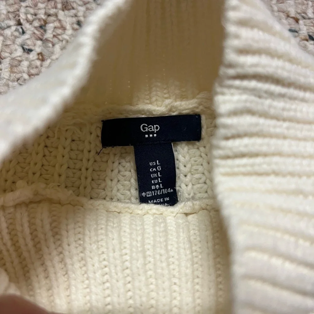 GAP Womens's Turtleneck Sweater in Cream L